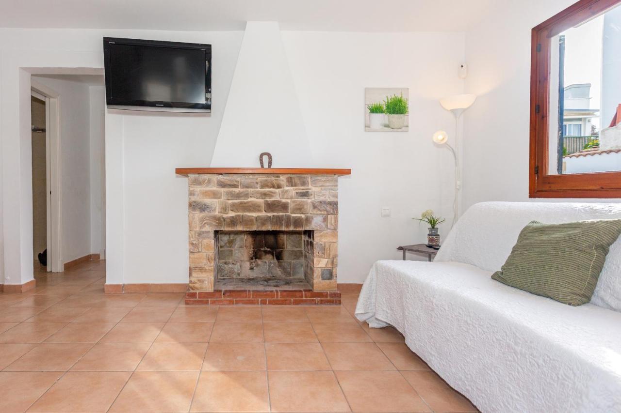 Villa Ca Aina à Cala Blanca  Extérieur photo